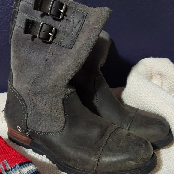Sorel Women's Major Pull On Boots in Gray - Picture 1 of 7